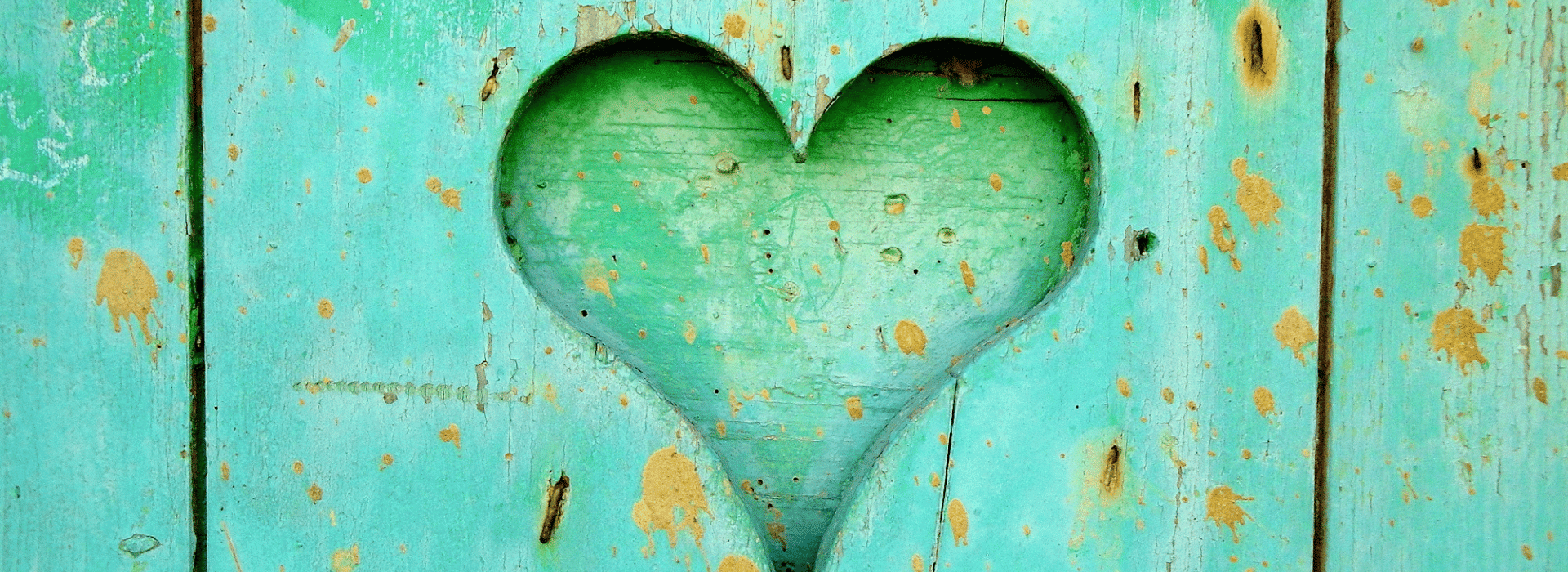 Green Wooden Heart | Heart Chakra Blog | Shine Body & bath